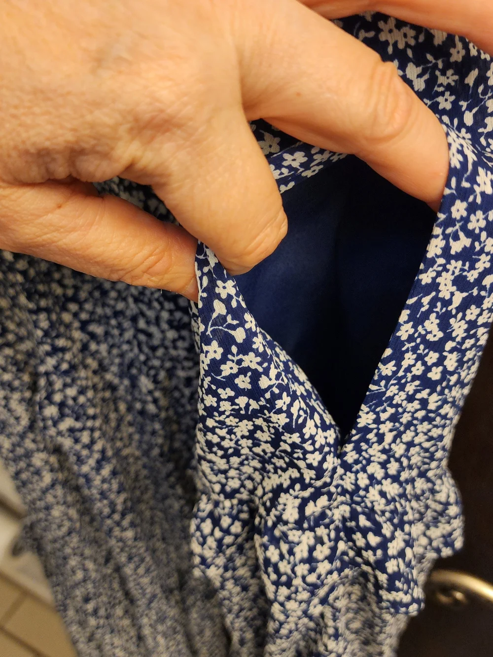 J.Crew Tiered Ruffle Maxi Dress in Navy & White Ditsy Floral Size 4
